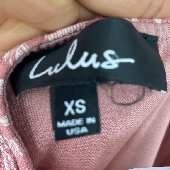 Lulu’s sparrow print halter jumpsuit size extra small - Picture 5 of 10